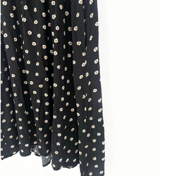 Croft & Barrow Black and Cream Smocked Sleeveless Midi Dress Size PXS - Picture 4 of 7